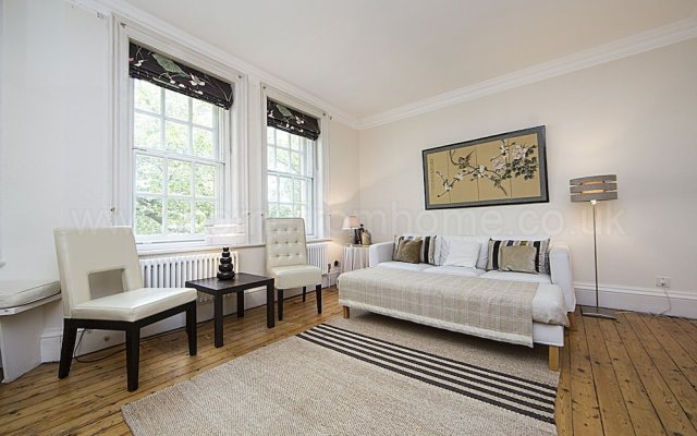 Chelsea Beautiful 1 bed Apartment in Mansion Block With River View Cheyne Walk