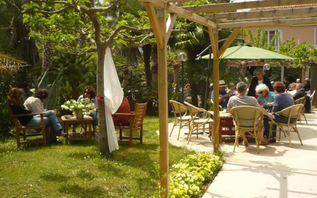 Hôtel Restaurant Les Chasseurs