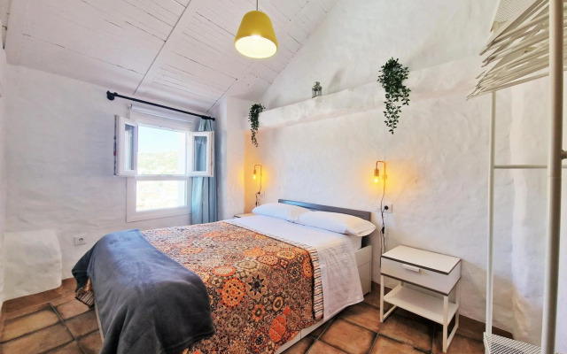 EL BÚCARO. Las Puertitas Rojas