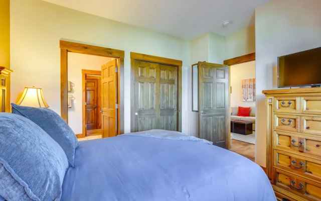 Ski-in/ski-out: Modern Granby Retreat w/ View!