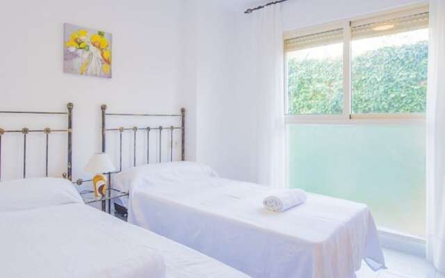 Apartment - 2 Bedrooms with Pool - 106429