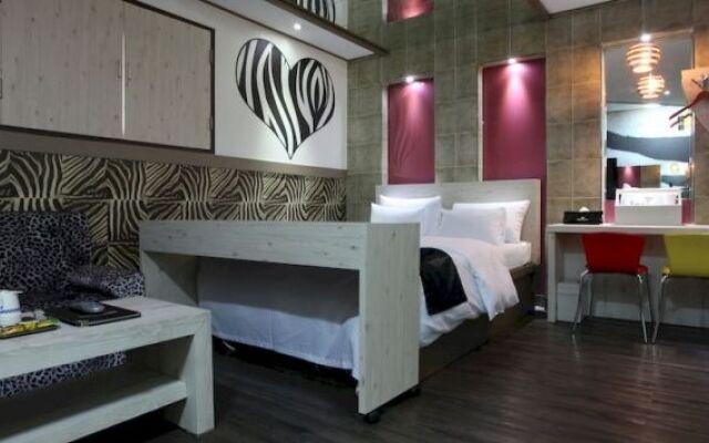 Wow hotel
