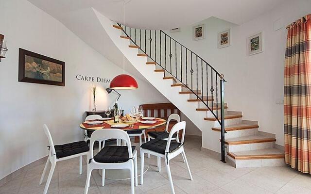 Casa Moya