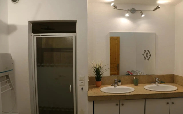 Maison calme, 4ch/7pers, avec piscine à débordement