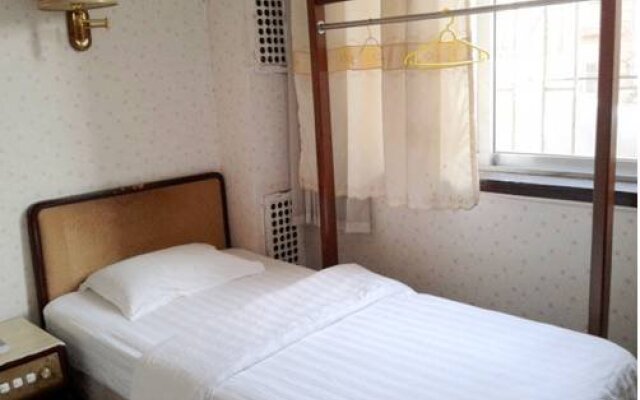 Qingdao Hongyunge Hotel