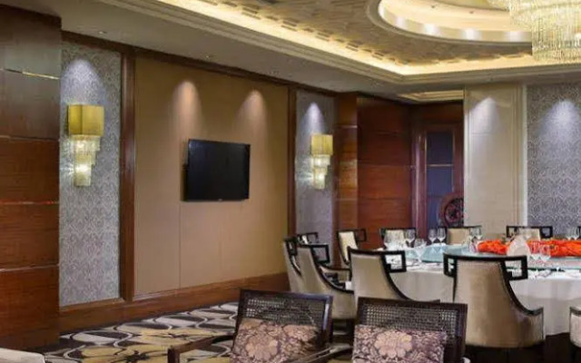 Qujiang International Hotel