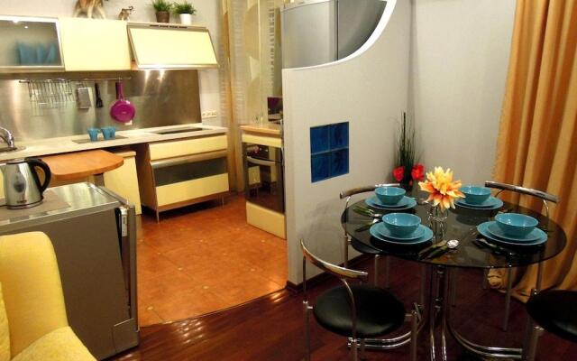 Lakshmi Apartment Ostozhenka