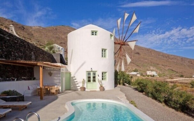 Green Windmill Villa