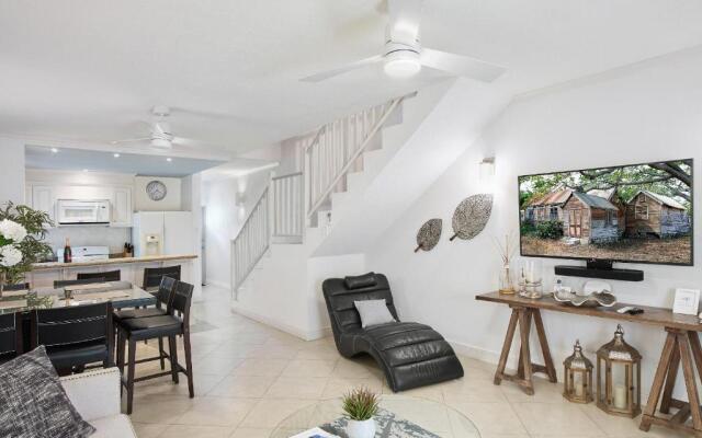 This Property in Centrally Located in a Quiet Residential Neighbourhood