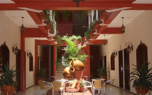Hotel Real Camino Lenca