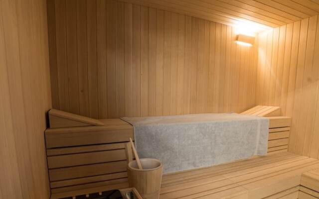 Aura Relais