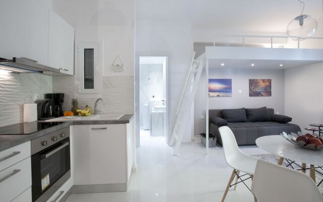 Victoria Square, Cozy and Stylish Apartment