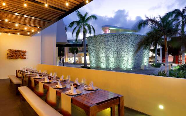 Grand Palladium Select Costa Mujeres - All Inclusive
