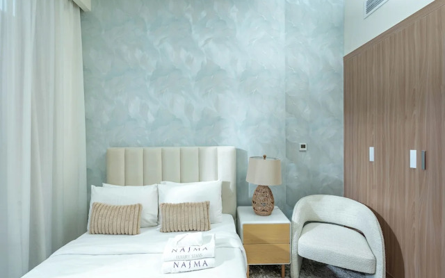 Nasma Holiday Homes - Azizi Riviera 47