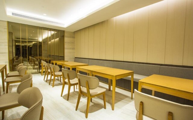 JI Hotel Shanghai Changshou Road
