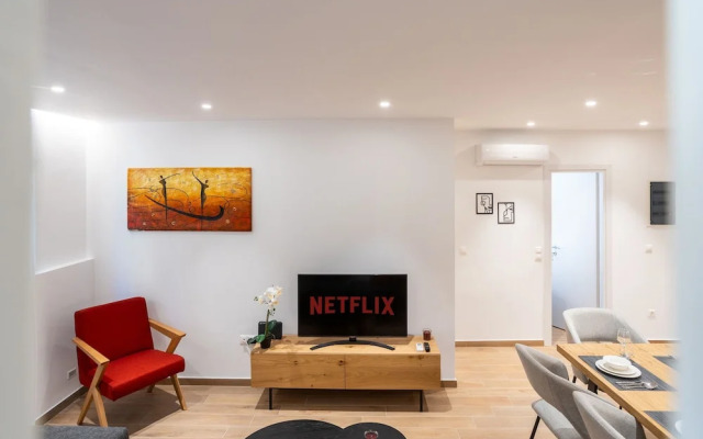 Exclusive 3-bedroom Haven in Kolonaki Center