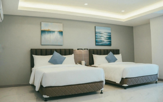 NS Royal Hotel