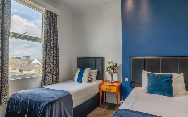 Muthu Westcliff Hotel (Near London Southend Airport)