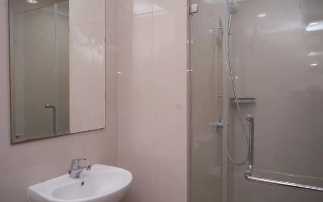 Fancy And Nice 1Br At M-Town Signature Apartment