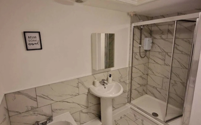 Remarkable 1-bed Apartment in Gateshead