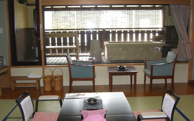 Sasara Gero Hot Springs