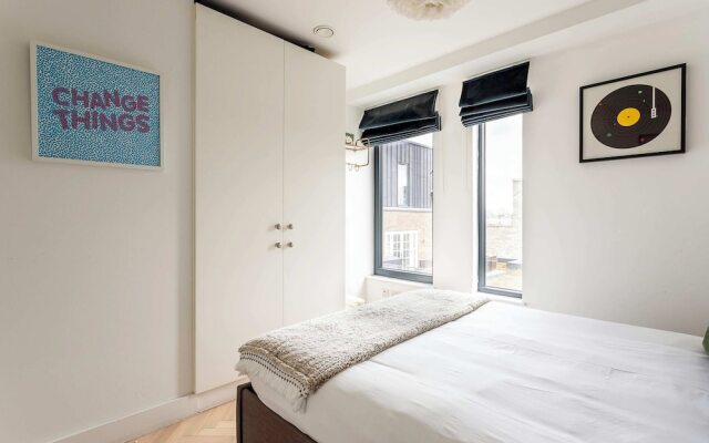 Cosy 2-bed Flat in Vibrant Acton!