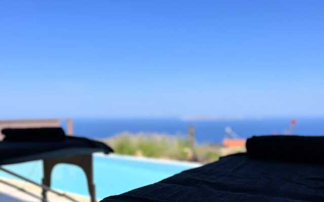 Plethora Luxury Suites