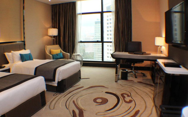 Pacific Regency Hotel Suites
