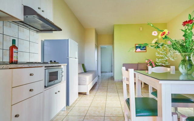 Nanakis Beach Hotel