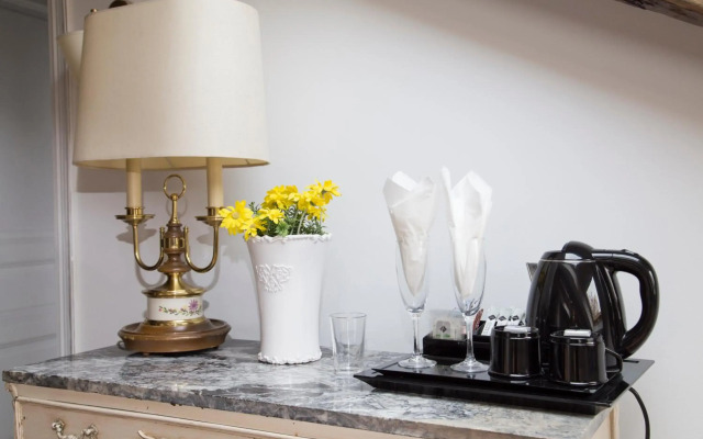 Oriente Palace Apartments