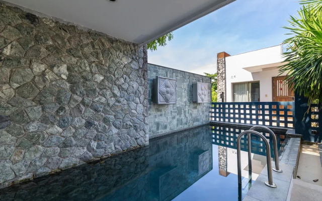 Phuket Moonlit Bay Seaview Resort&Spa