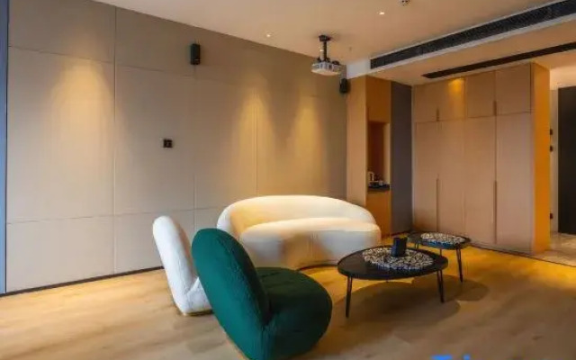 Shiqi Hotel (Jishou City Government Branch)