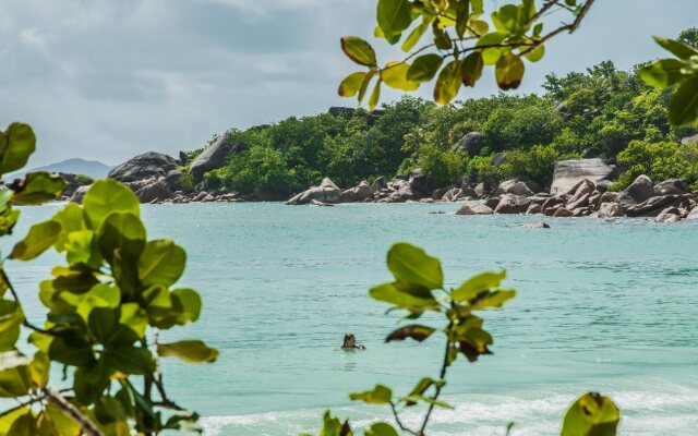 Lou Lou Bungalows