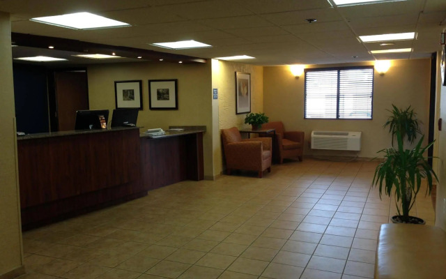 Motel 6 Elk Grove Village, IL