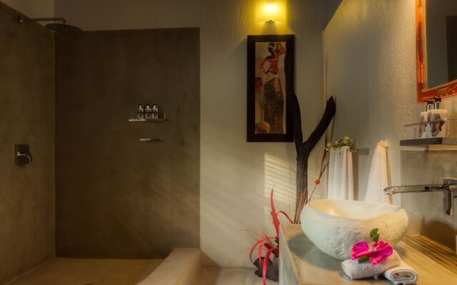 Naledi Game Lodges