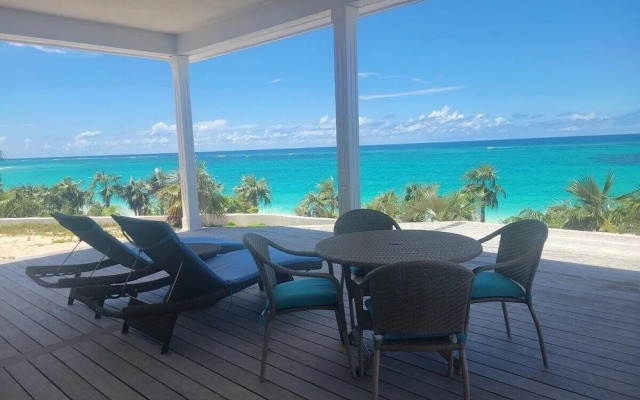 Pink Sands Point 10 Bedroom Estate