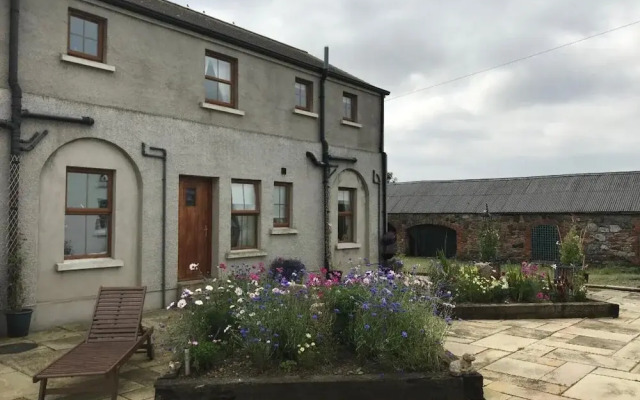 Charming 3-bed Cottage Moira - Hillsborough