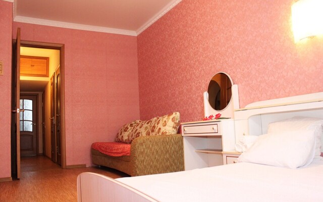 Sakvoyage Sovietskaya Str.4