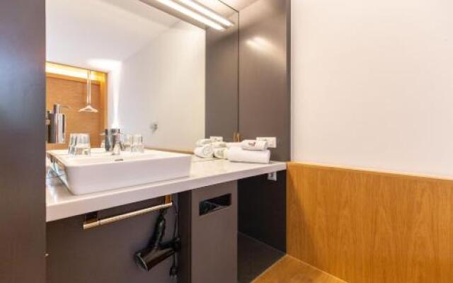 Capsule Hotel by Hyve Basel City