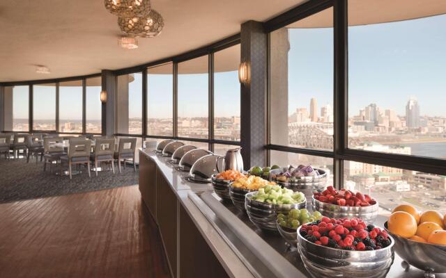 Radisson Hotel Cincinnati Riverfront