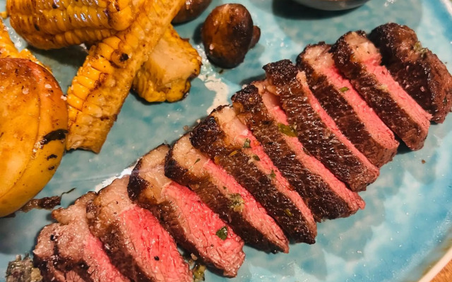 Ron De Mar #3 modern room