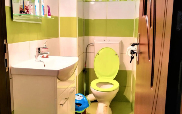 M Apartment aproape de plaja