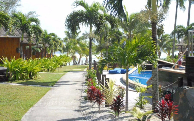 Magic Reef Bungalows