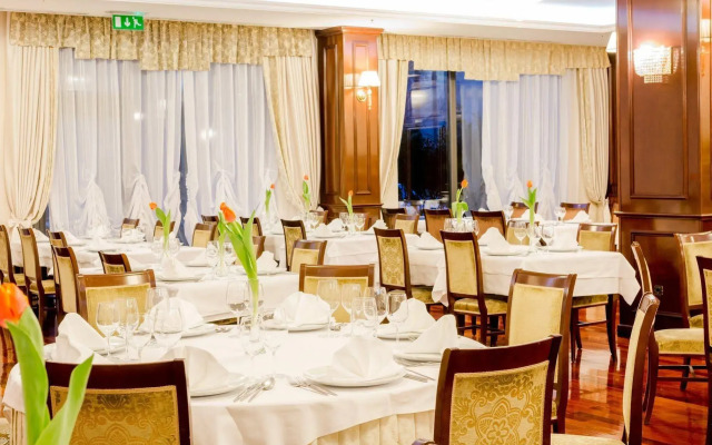 Hotel President Solin