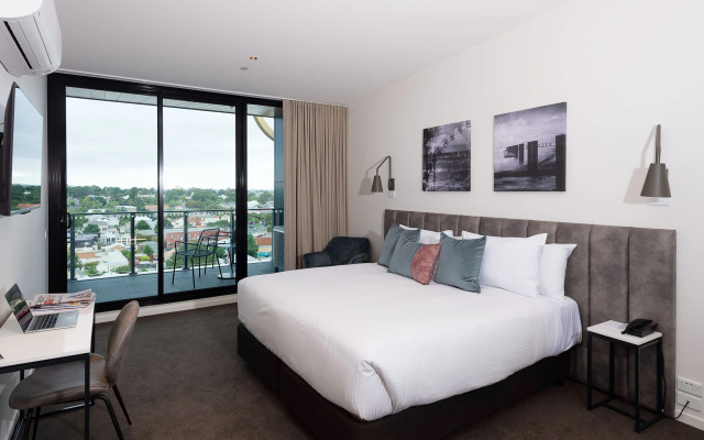 Oaks R Suites Geelong