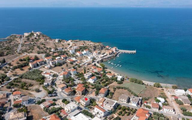 Mary's luxury apartment Elaia.