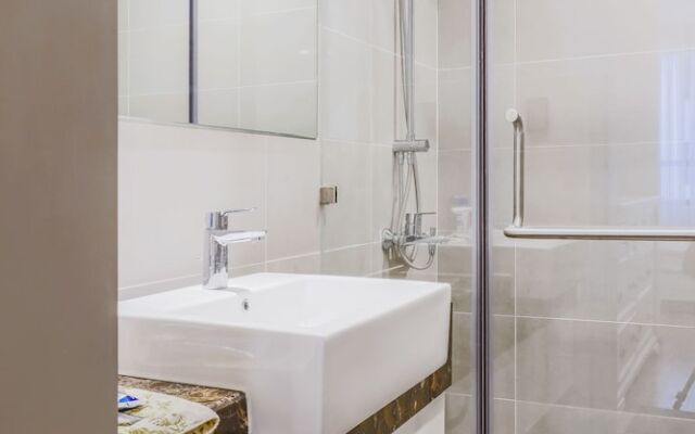 3BRs Luxury Apartment Cityview