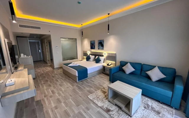 Sirena Beach Resort  Spa
