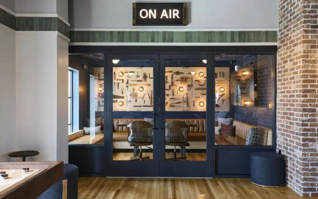 Moxy Charleston Downtown