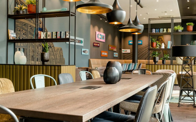 Motel One Köln-Altstadt